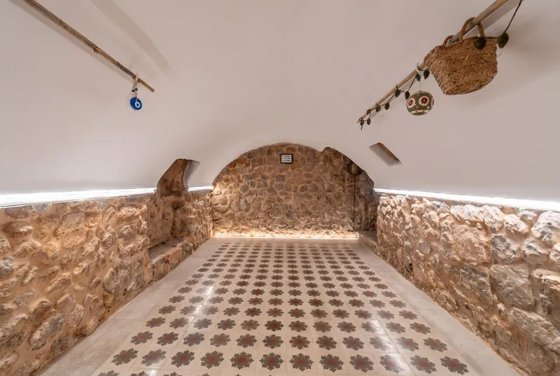 Village house — photo 8