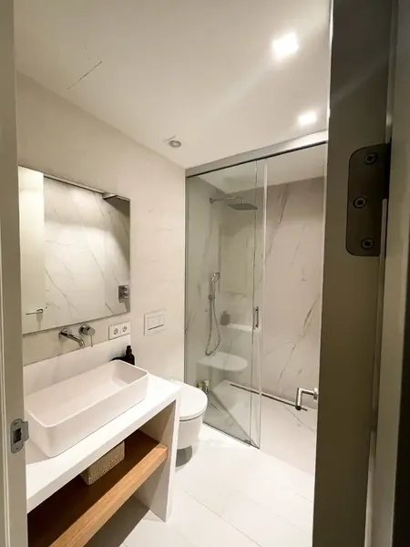 Apartamento con terraza en alquiler en Carrer del Llebeig — photo 8