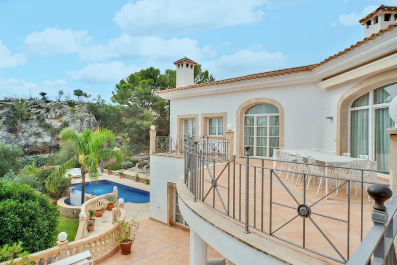 Villa in Son Vida - Mediterranean estate with pool — photo 3