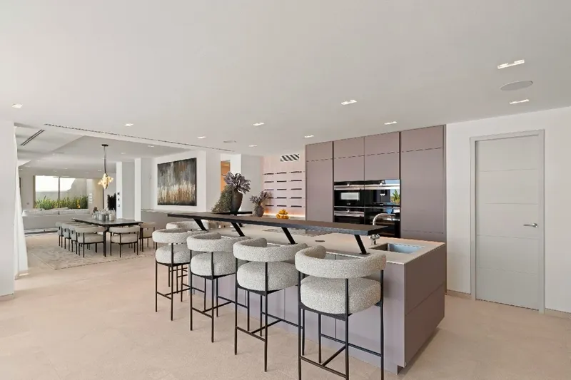 Exquisitely renovated frontline designer villa in Cala Vinyas—private beach access, pool, spa, and elevator — photo 5