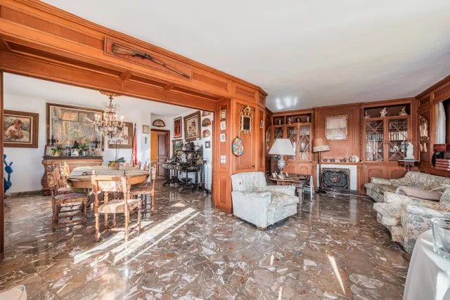Exclusive penthouse to renovate for sale in Palma, Mallorca — photo 4
