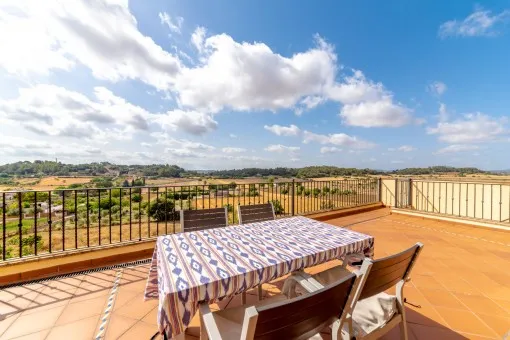Sineu: Townhouse with holiday rental license and panoramic views in Sineu — photo 1