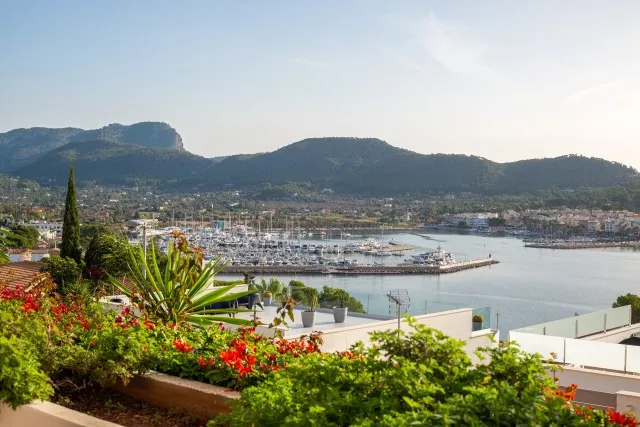 Marina view apartment for sale in Puerto Andratx, Southwest Mallorca — photo 1