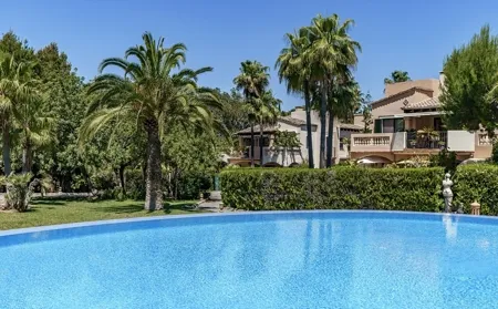 Beautiful 3 bedroom penthouse in Santa Ponsa with separate guest room in… — photo 1