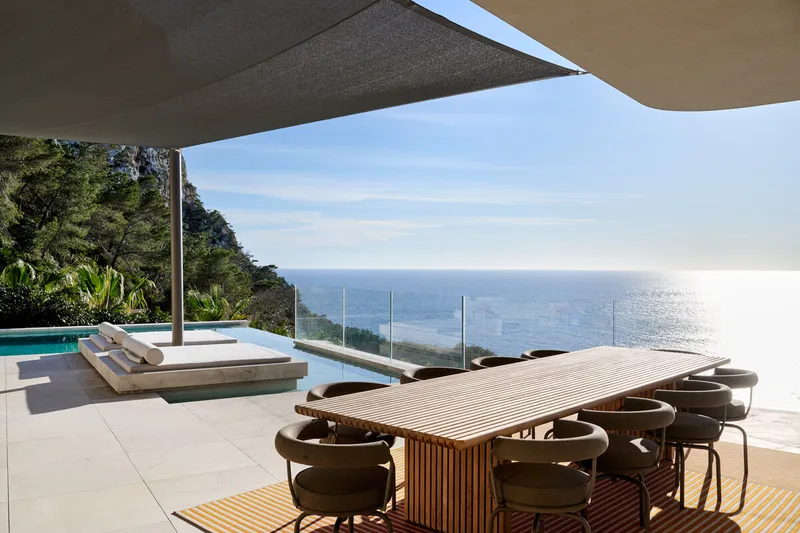 Outstanding Newly Built Villa Above the Harbor of Puerto de Andratx with Incomparable Sea Views — photo 6