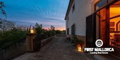 Inmobiliaria picture 0 Ref. Nº. 80251 — photo 2