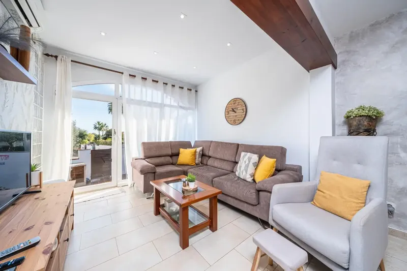 Townhouse in Cala Murada with terrace a few meters from the beach — photo 4
