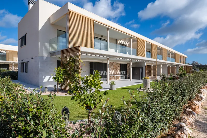New-build residential complex in Sa Ràpita with garden or roof terrace — photo 3