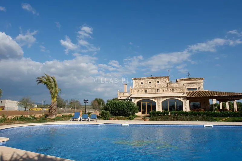 Stunning Manor House in... — photo 1