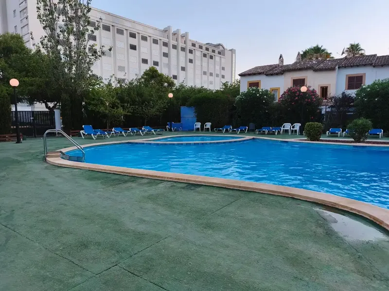 Renovated apartment 2020, 1 bedroom. From September to June (negotiable). Ideal for teachers. Water supply and community fees included in the price. — photo 1
