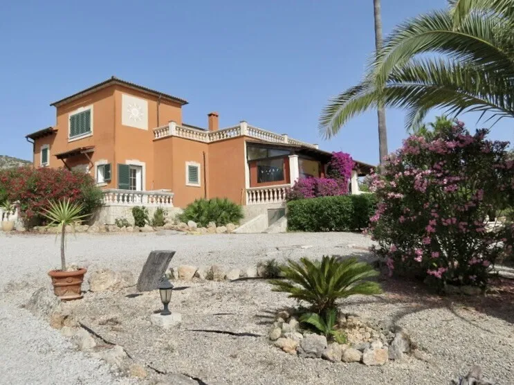 Idyllic finca in a fantastic location with pool near Llucmajor — photo 4