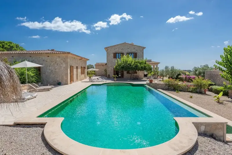 This beautiful stone finca for sale near Cala Murada, built in 2014 on 26,258 m² of land with sea views — photo 4
