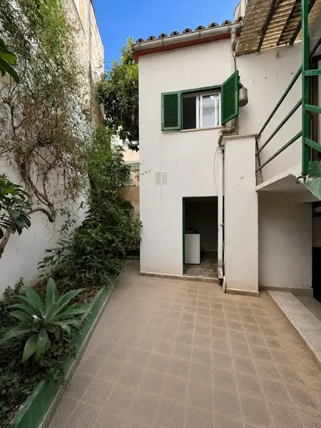 House ready to move into with patio, terrace and ample additional spaces in Inca — photo 1