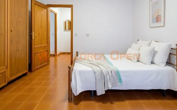 Apartment with terrace 200 meters from Cala Millor beach — photo 9