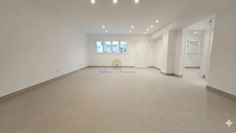 Ground floor for sale in Calvià, Son Ferrer — photo 2