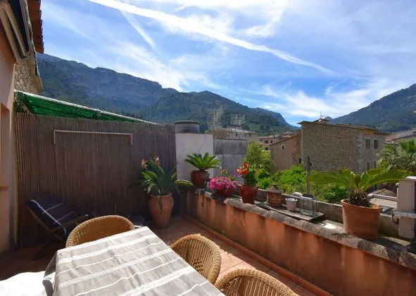 Semi-detached house in Diseminado Sector Num 4, 2383, Soller — photo 1