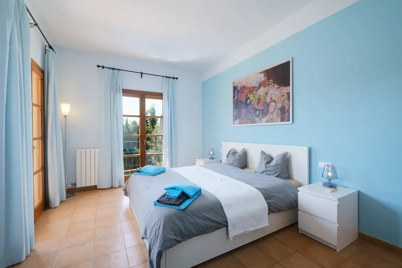 Villa with panoramic views and holiday rental license — photo 10
