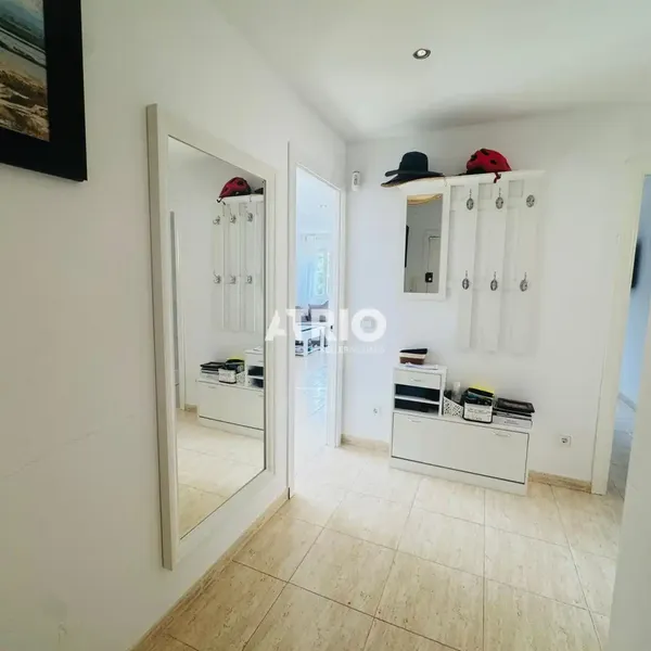 Apartment for sale in Son Ferrer, located in a building from 2003, in very good condition and ready to move in. — photo 4