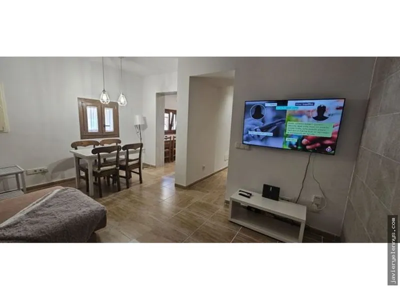 Flat for rent on Calle d'En Gual — photo 3