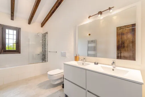 Binissalem, magnificent finca with views of the Tramuntana and stables in Binissalem — photo 11