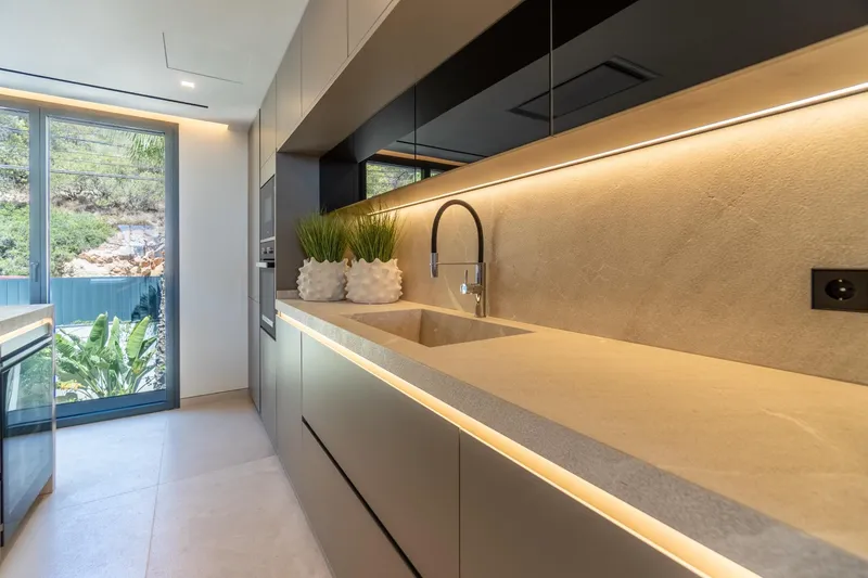 New penthouse in Calvià — photo 11
