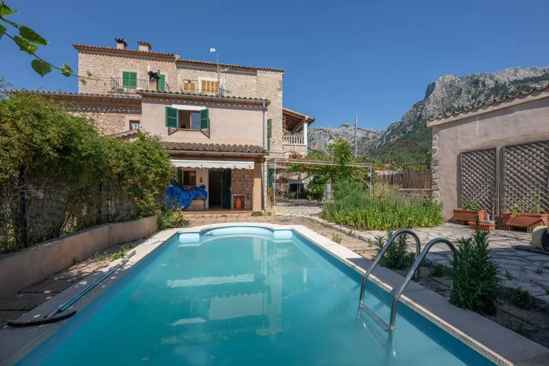 Cute house with garden and pool in Sóller — photo 3