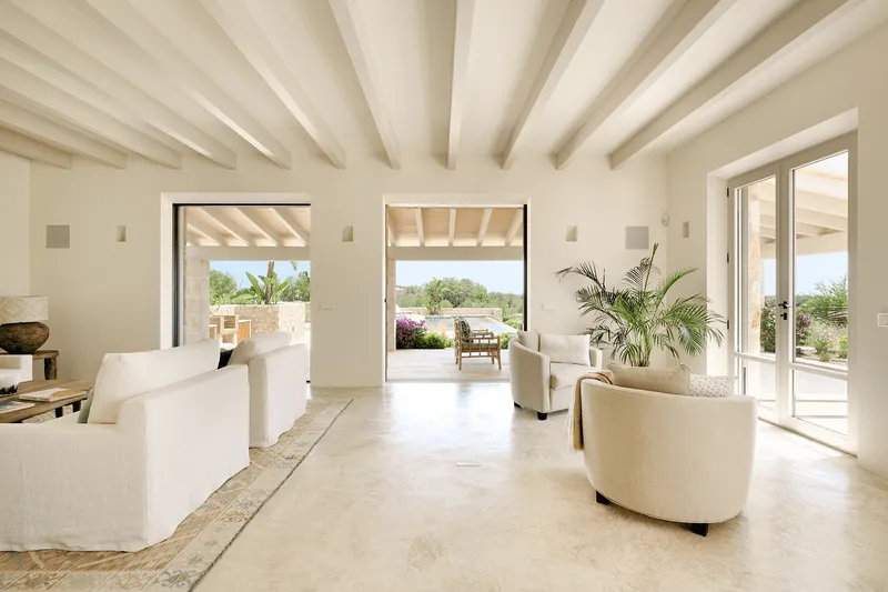 Property — photo 10