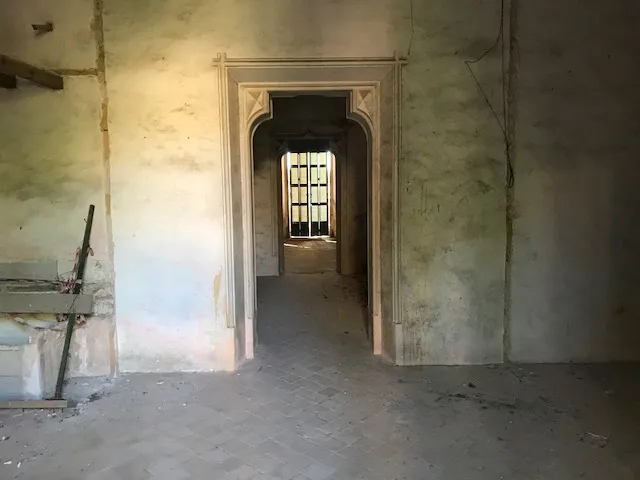 Historic building in the center of Sineu — photo 2