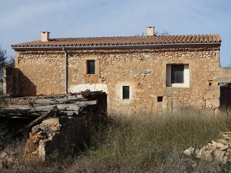 Estate of more than 22,000 m2, located between Campos and Santanyi, within the municipality of Campos, about three kilometers from the village of Campos — photo 4