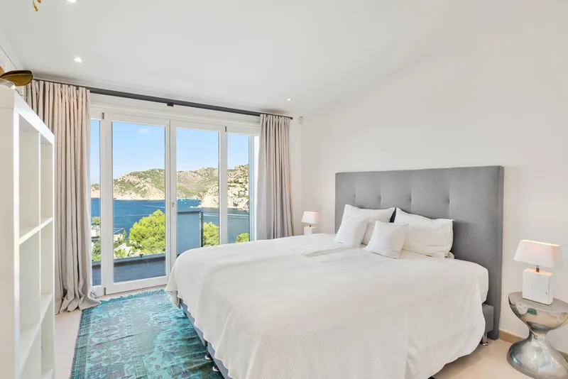 Mediterranean villa with breathtaking sea views on La Mola — photo 12