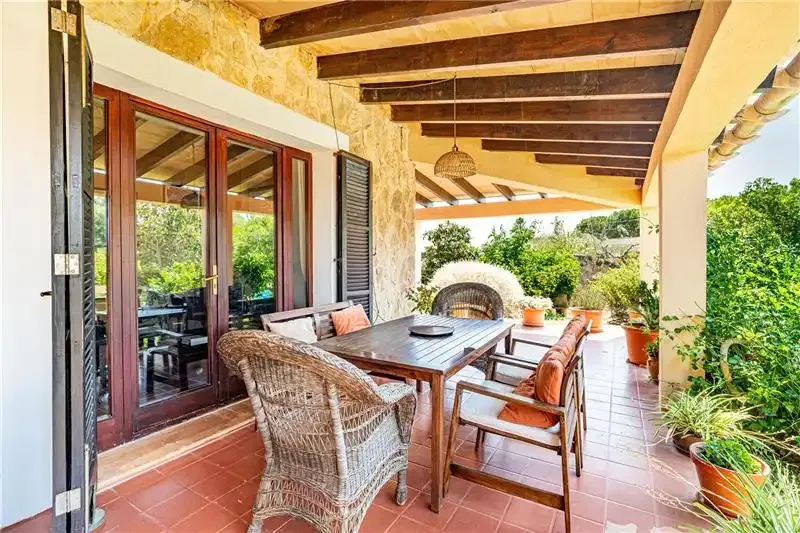 Rustic finca on plot of approx. 14,167 m², approx. 278 m² built, large living room with fireplace, dining room, furnished and equipped kitchen with office — photo 10