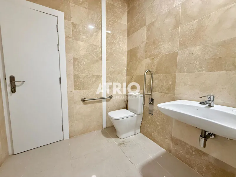 Office for Rent in Can Valero — photo 5