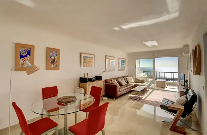 Penthouse with 2 bedrooms in the port of Puerto Portals with fantastic sea views — photo 2