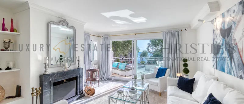 Beautiful penthouse in Nova Santa Ponsa with large roof terrace and sea views — photo 6