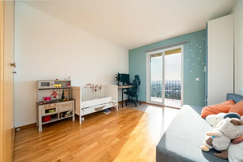 Discover this impressive duplex located in the quiet town of Vilafranca de Bonany. Built in 2008, this property is — photo 12