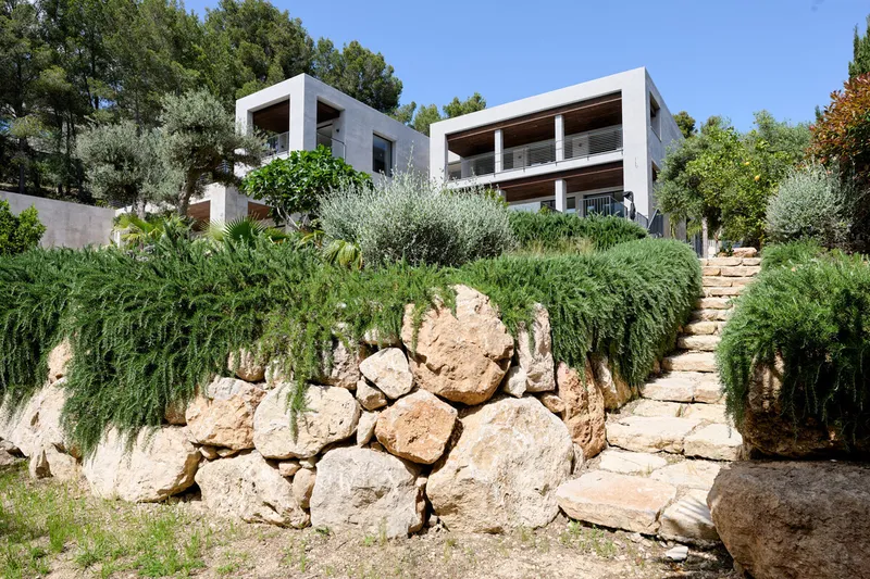 Exclusive: Ultra-modern villa with wood and exposed concrete and indoor pool in Son Vida - Marcel Remus Real Estate — photo 5