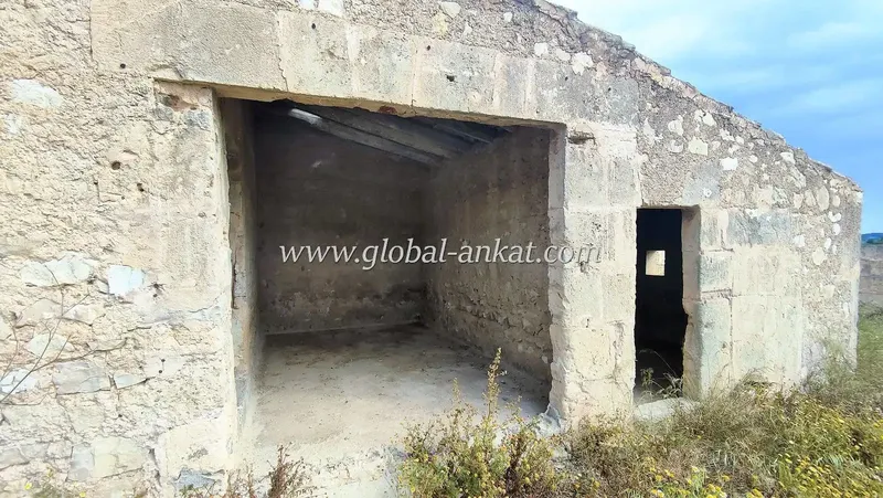 Developable plot in the village of Sant Joan about 20 kilometers from Manacor — photo 3
