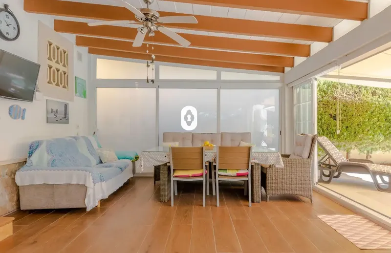 Exclusive semi-detached chalet in Playas de Muro with lake views — photo 10
