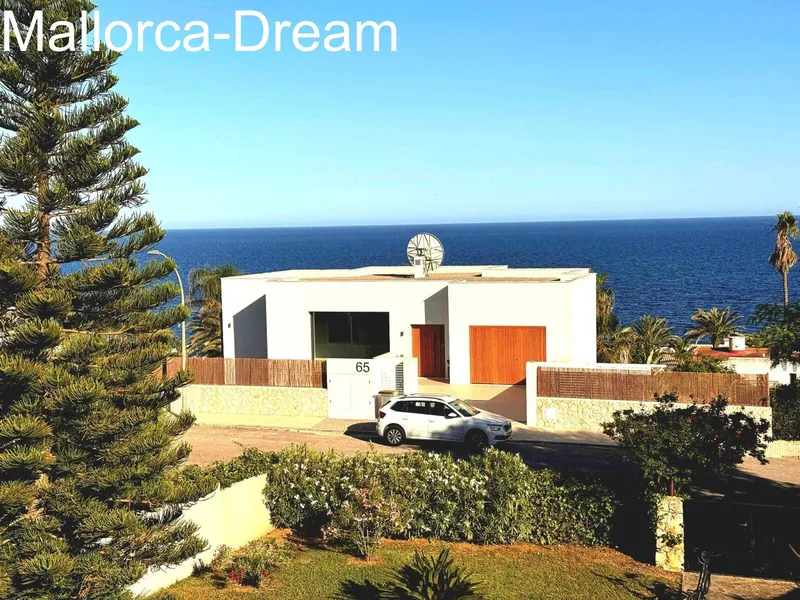 Porto Cristo Novo, Cala Anguila: Sea view villa with 1000 m2 garden, 7 bedrooms, 4 bathrooms, 2 open kitchens, distributed in 2 separate flats + gas central heating + air conditioning — photo 5