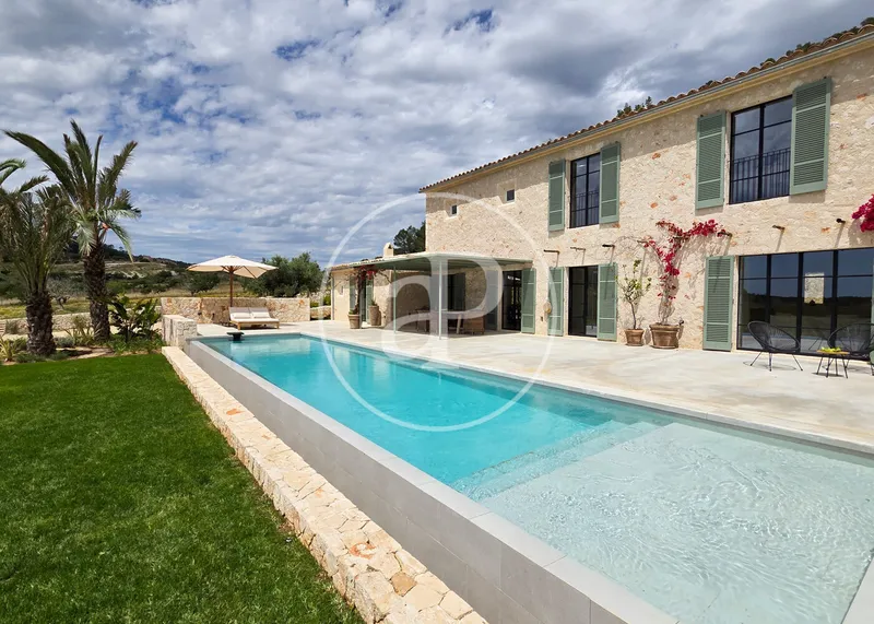 Self-sufficient country estate for sale in Mallorca — photo 1
