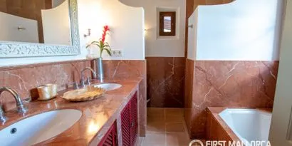 Inmobiliaria picture 0 Ref. Nº. 84305 — photo 10