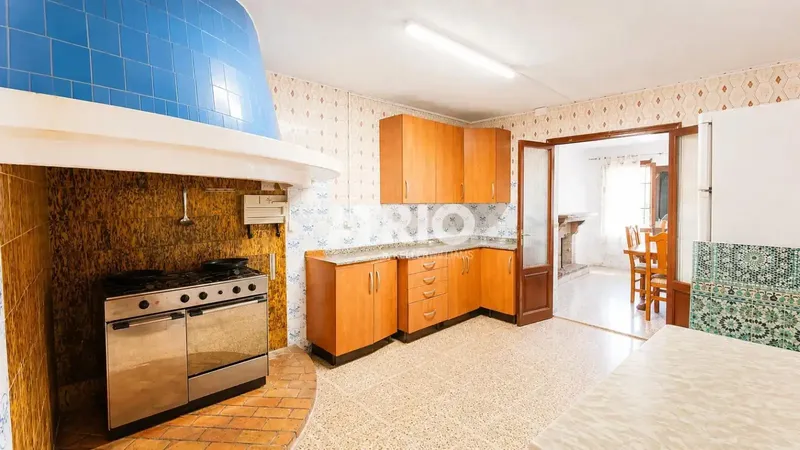 Exclusive Opportunity! Large charming house with terraces and garden to renovate to your taste — photo 5