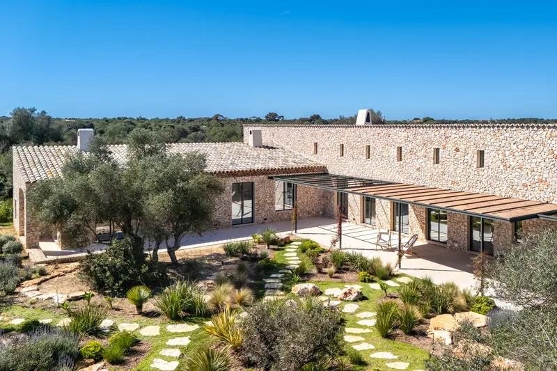 Purist new build finca near Santanyí and Mondragó Natural Park — photo 4
