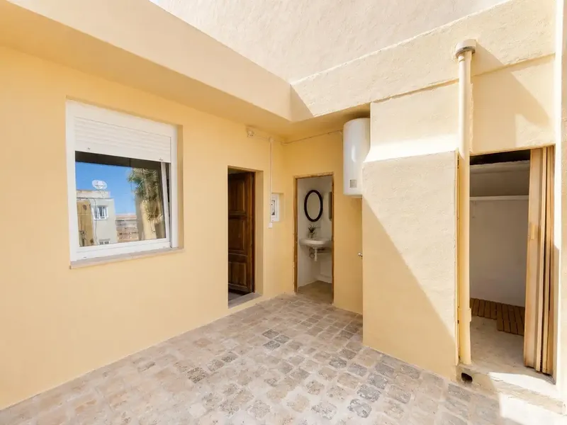 House with great potential a few minutes from the sea in El Arenal — photo 3