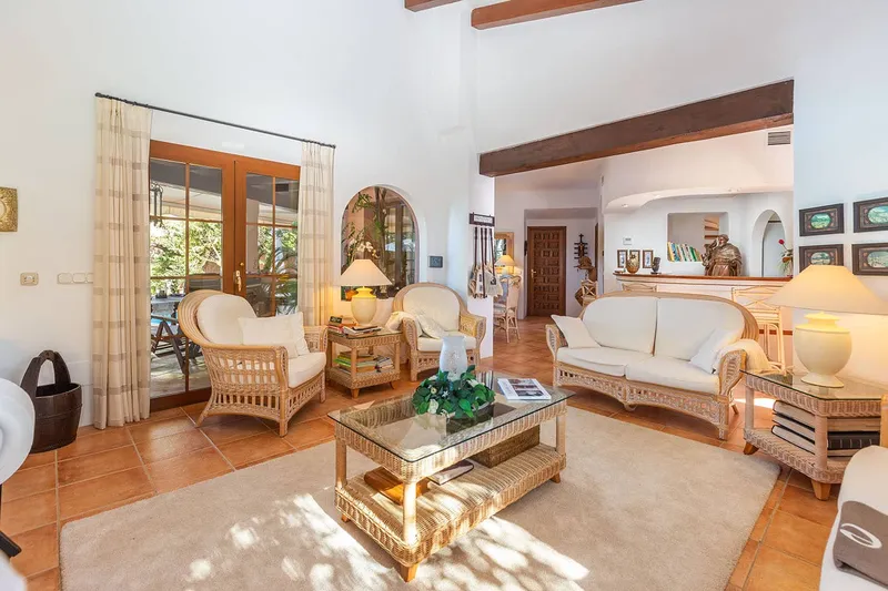 Villa with Mediterranean flair directly at the golf course — photo 5