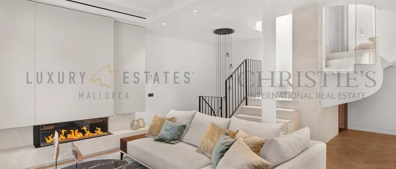 High-quality refurbished townhouse in the heart of Palma with roof terrace and pool — photo 4