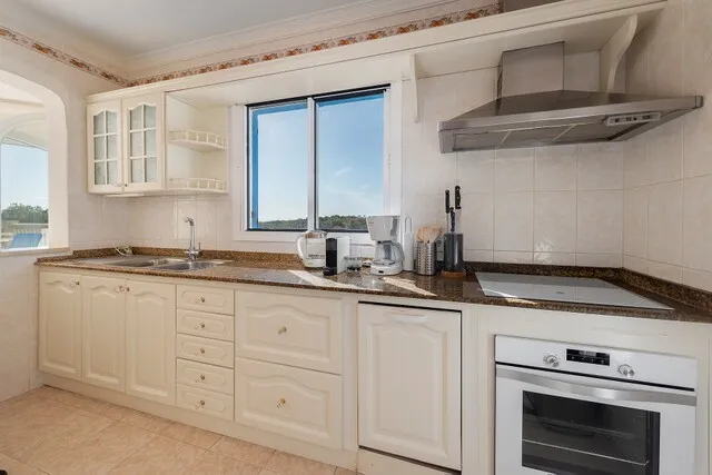 Front line villa with rental license and beach access for sale in Cala Pi, Mallorca — photo 10