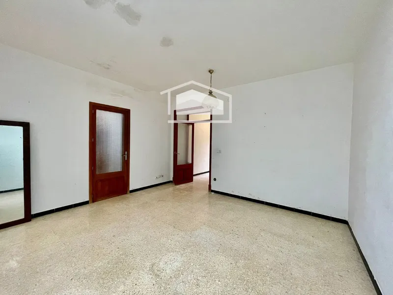 Village house with historic character and great renovation potential in Ses Salines — photo 11