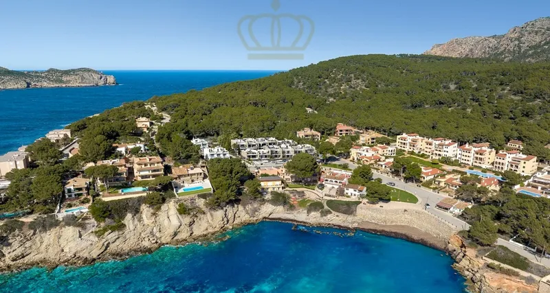 Exclusive new-build garden apartment with communal pool in the southwest of Mallorca — photo 12