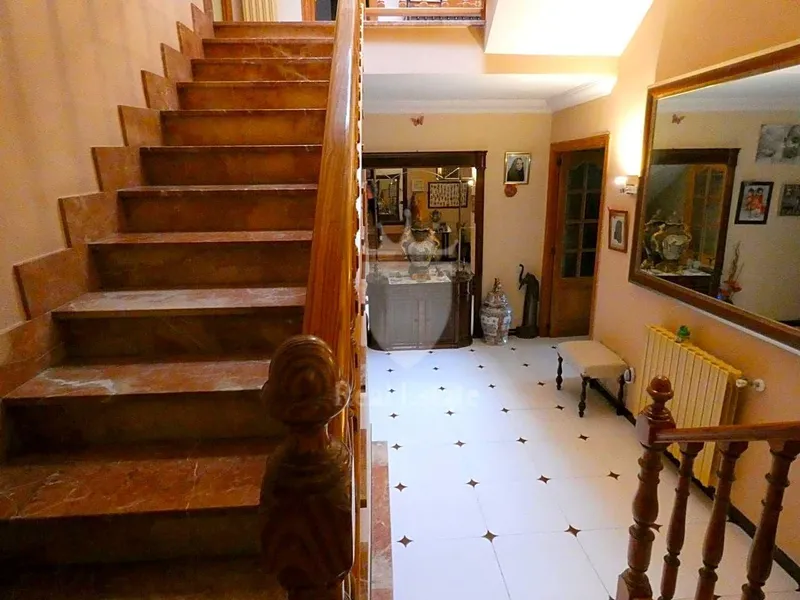 Beautiful single-family home in Son Espanyolet with 2 floors, garage, basement and solarium terrace — photo 12